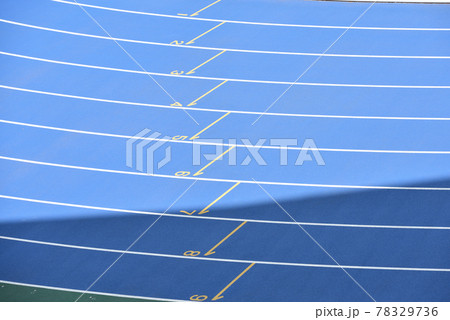 フィールドトラック、陸上競技場 78329736