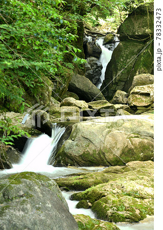 磐船峡の鮎返しの滝　【大阪府交野市】 78332473