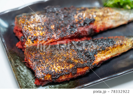 いわしめんたい 七輪で炭火焼き いわしめんたい 七輪で炭火焼き 78332922