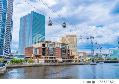 横浜の都市風景 北仲通再開発地区と横浜エアキャビン 78333821
