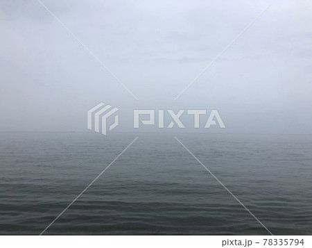 海　曇り 78335794