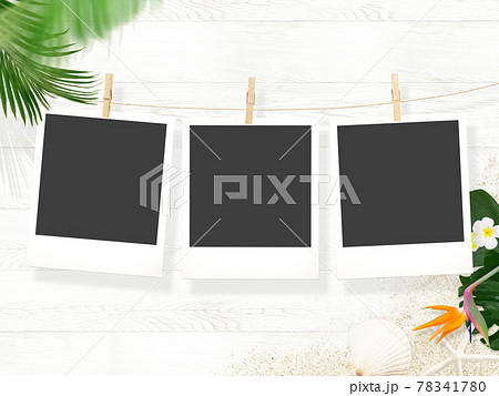 夏のビーチをイメージしたポラロイド写真風のフレーム素材のイラスト素材