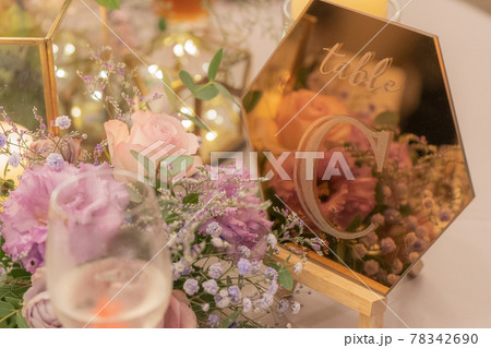 結婚式のテーブルサイン例 78342690