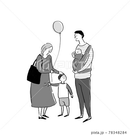 赤ちゃんを抱っこする父親、風船を持った母親、子供（男の子）、家族、ファミリー 78348284