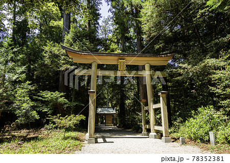 伊和神社　鳥居　兵庫県宍粟市 78352381