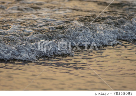 千葉南千倉海岸の美しい日の出 千葉南千倉海岸の美しい日の出 78358095