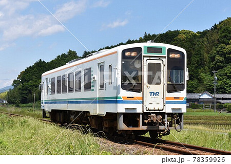 初夏の天竜浜名湖鉄道をゆくTH2100形 78359926