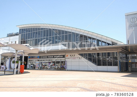 東海道本線 藤枝駅(CA22)北口駅舎(静岡県藤枝市) 東海道本線 藤枝駅(CA22)北口駅舎(静岡県藤枝市) 78360528