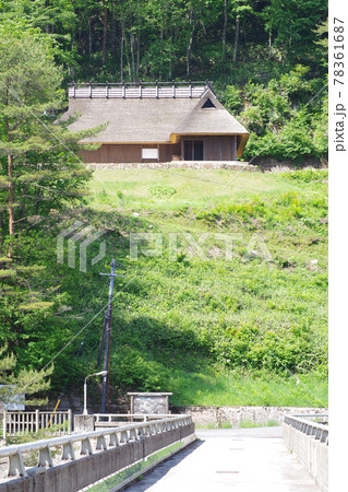 茅葺き屋根の樽床民家民族博物館の景色 茅葺き屋根の樽床民家民族博物館の景色 78361687