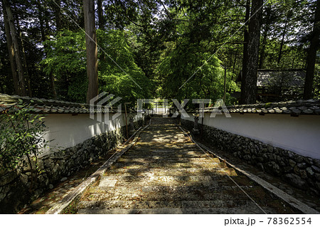 三日月 日岡八幡神社 石段 兵庫県佐用郡佐用町 三日月 日岡八幡神社 石段 兵庫県佐用郡佐用町 78362554