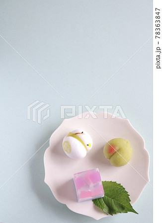 タイトル 6月イメージ 和菓子 蛍 梅の実 紫陽花 縦方向 タイトル 6月イメージ 和菓子 蛍 梅の実 紫陽花 縦方向 78363847