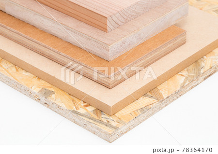よく使われる木材板材の種類まとめ(杉板　ランバーコア　ベニヤ板　MDF　OSBボード) 78364170