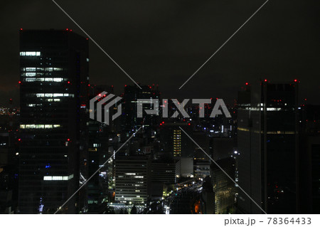 高層ビルの航空障害灯 78364433