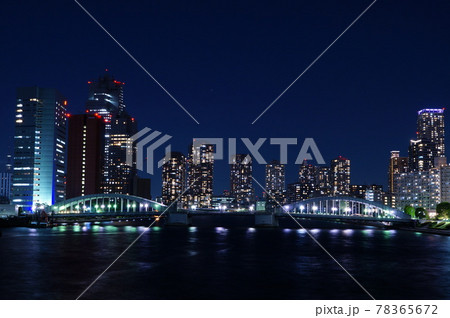 夜の勝鬨橋 78365672
