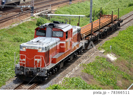 北方貨物線を行くDD511183レール輸送列車 78366511