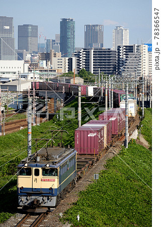 北方貨物線を行くEF652065コンテナ貨物列車 78366547