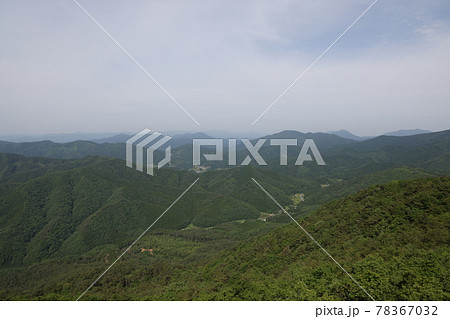 日本の岡山県新見市の大佐山の美しい風景 78367032
