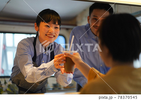 移動販売車　イメージ 78370545