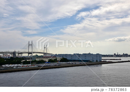 大黒大橋から見える横浜ベイブリッジ 78372863