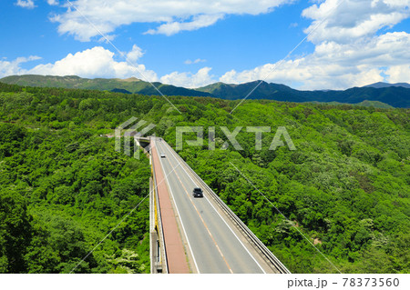 新緑の八ヶ岳高原大橋 新緑の八ヶ岳高原大橋 78373560