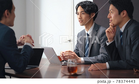 会議室ミーティングイメージ 78374443