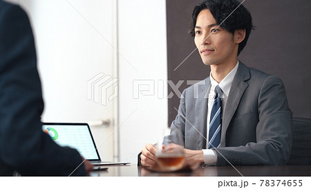 会議室ビジネスシーン 78374655
