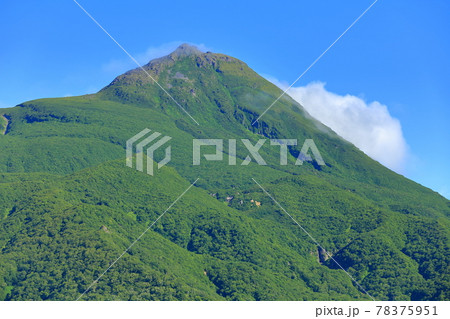 【北海道】盛夏の知床連峰 【北海道】盛夏の知床連峰 78375951