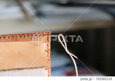 レザークラフトの縫製 78380216