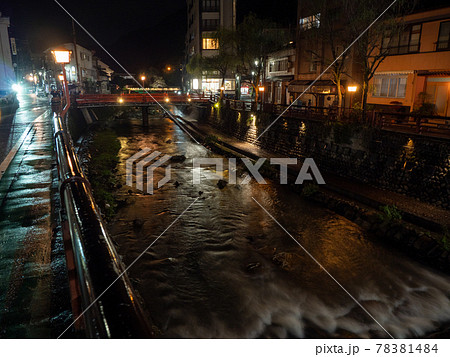 湯村温泉の夜景 78381484