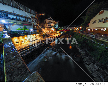 湯村温泉の夜景 78381487