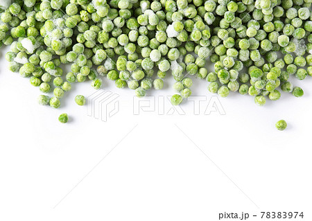 Frozen green peas 78383974