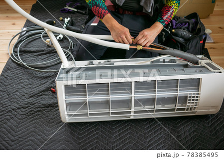 エアコン取り付け工事の様子 78385495