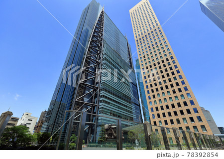 東京 汐留の都市風景 日本テレビタワーと汐留タワー 東京 汐留の都市風景 日本テレビタワーと汐留タワー 78392854