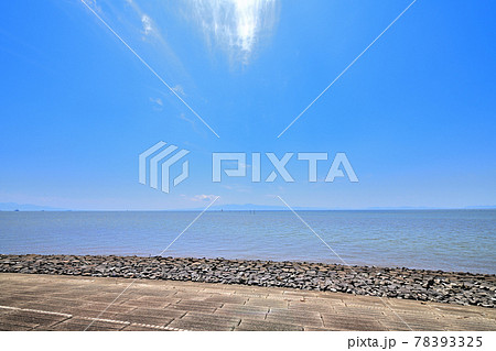 夏めく有明海 青空と雲 夏めく有明海 青空と雲 78393325