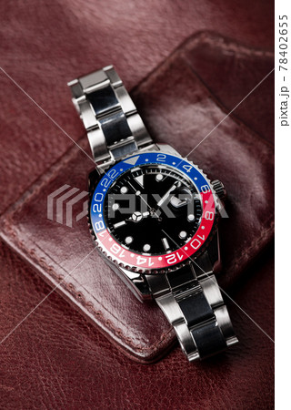 formal luxury men wristwatch with blue-red bezel formal luxury men wristwatch with blue-red bezel 78402655