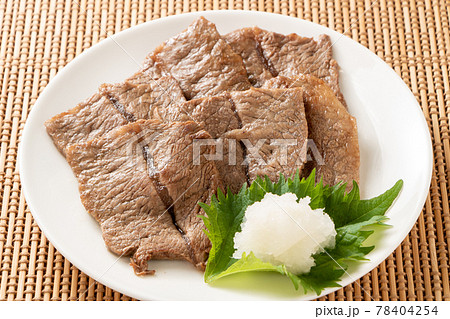 和風焼肉(ミスジ)。大根おろし添え。 78404254