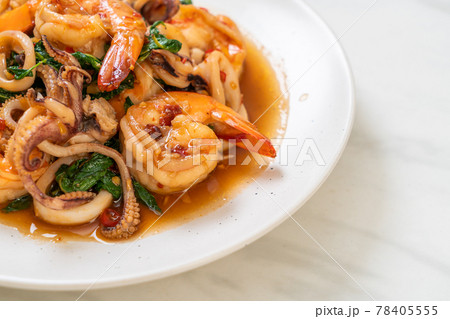 stir-fried seafood with Thai basil stir-fried seafood with Thai basil 78405555