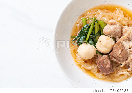 Braised pork noodles bowl Braised pork noodles bowl 78405588