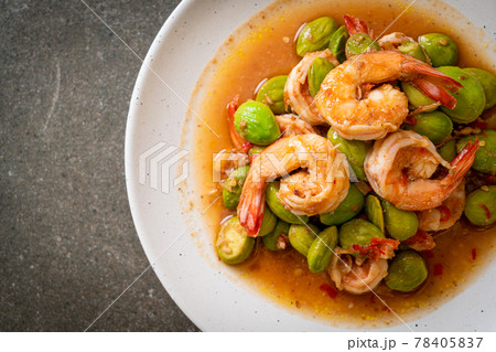 Stir-Fried Twisted Cluster Bean with Shrimp Stir-Fried Twisted Cluster Bean with Shrimp 78405837