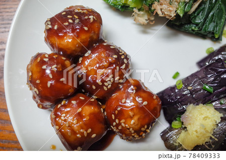 肉団子、茄子の揚げ浸し、ほうれん草のお浸し 肉団子、茄子の揚げ浸し、ほうれん草のお浸し 78409333