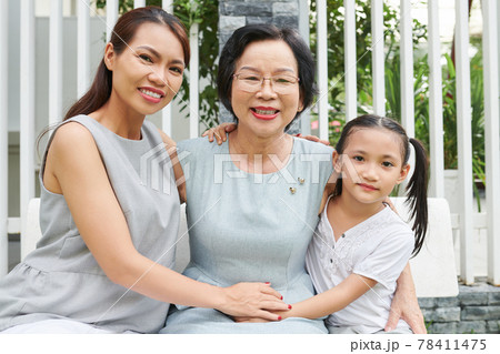 Three Female Generation 78411475