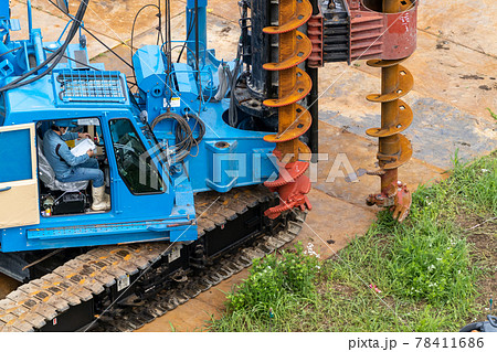 建築現場　基礎工事　オーガスクリュー位置セット 78411686