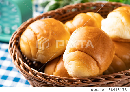 バターロール 78413138