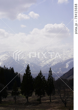 白馬村青鬼集落(不思議な青鬼伝説の村)天気が良ければ北アルプスの絶景が見られます。 白馬村青鬼集落(不思議な青鬼伝説の村)天気が良ければ北アルプスの絶景が見られます。 78415688