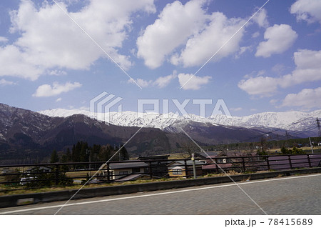 白馬村青鬼集落(不思議な青鬼伝説の村)天気が良ければ北アルプスの絶景が見られます。 白馬村青鬼集落(不思議な青鬼伝説の村)天気が良ければ北アルプスの絶景が見られます。 78415689
