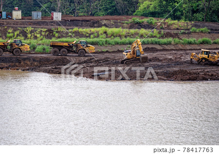 Panama - Canal Construction of the new expanded locks on the canal Panama - Canal Construction of the new expanded locks on the canal 78417763