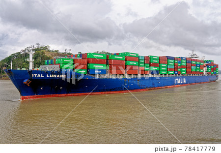 Container Ship Ital Lunare in Gatun Lake - Panama Canal Container Ship Ital Lunare in Gatun Lake - Panama Canal 78417779