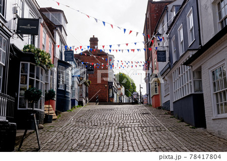 Cobbled Quay Hill shops in Lymington - Hampshire UK 78417804