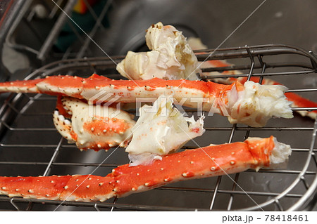 タラバガニの調理 78418461