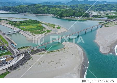 高知県高知市 仁淀川河口の風景 高知県高知市 仁淀川河口の風景 78426175